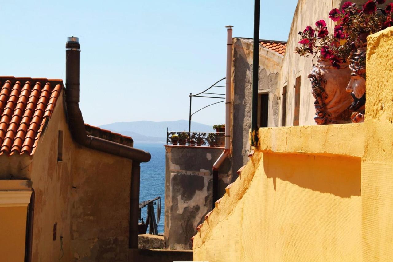 Casa Vacanza Il Campanile Alghero Exterior foto